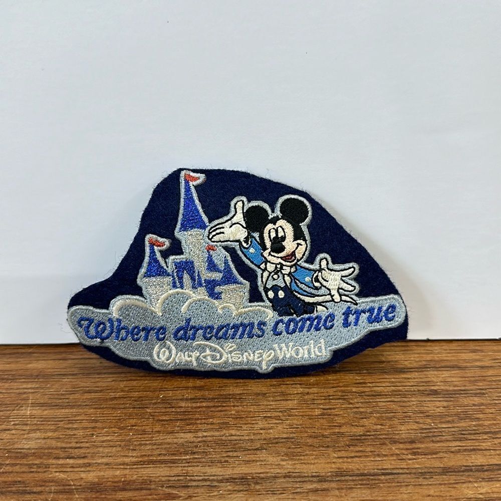 Vintage Walt Disney felt patch